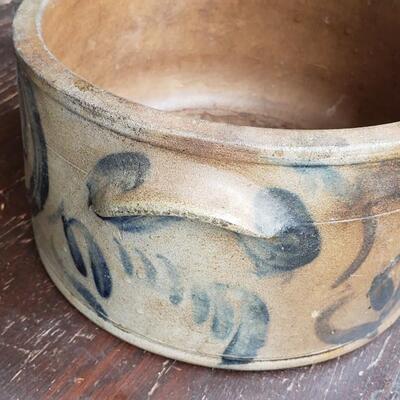 Stoneware cake crock pot 