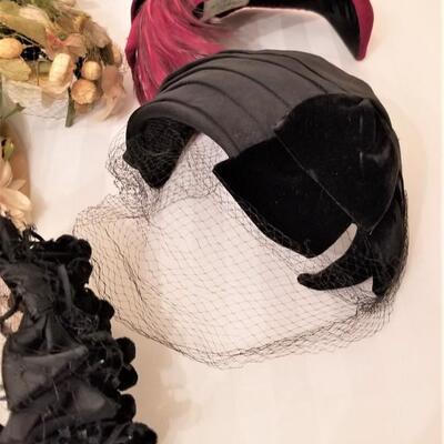 Lot #164   Lot of vintage ladies hats - so cute!