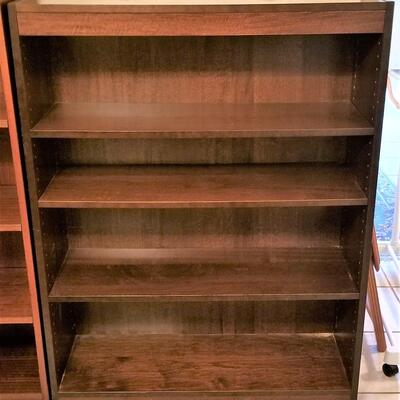 Lot #165  Sturdy 4-shelf bookshelf