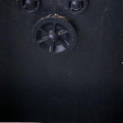 Cast iron tub