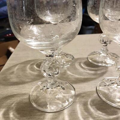 Cascade 8 oz Czech wine glasses-4 count
