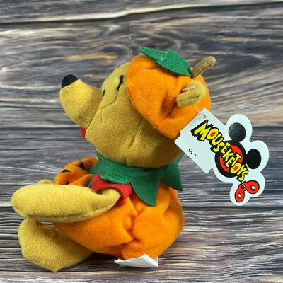 Winnie the Pooh Mouseketoys & Bamm Beanoâ€™s David Justice Plush