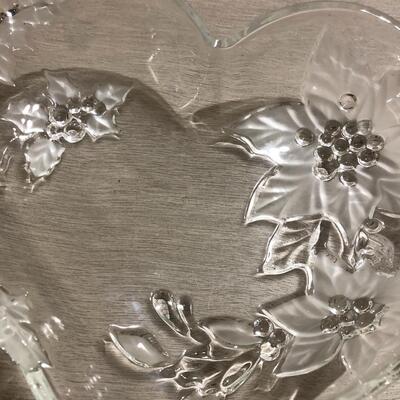 Mikasa holiday bloom crystal candy dish