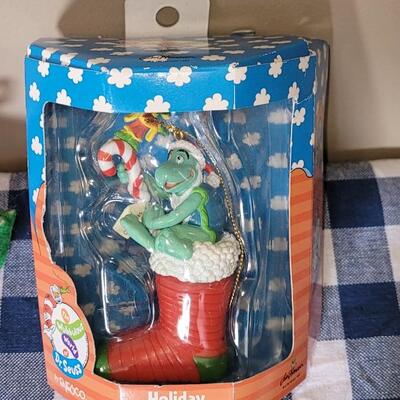 Lot 279: Ornament Lot