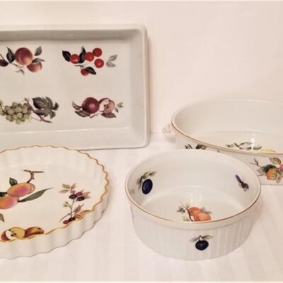 Lot #185  4 Pieces of Harvest Cookware