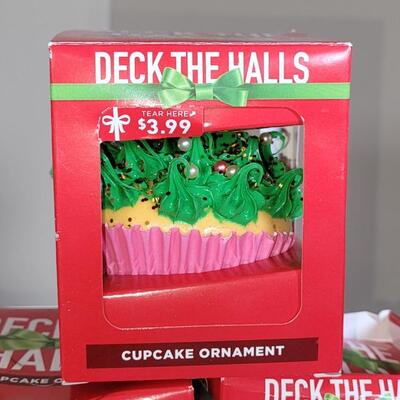 Lot 287: Christmas Ornaments Lot