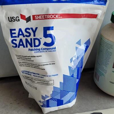 Lot 305: Sanding & Painting Supplies 