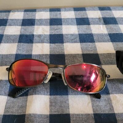 Lot 315: Vintage Sunglasses Lot