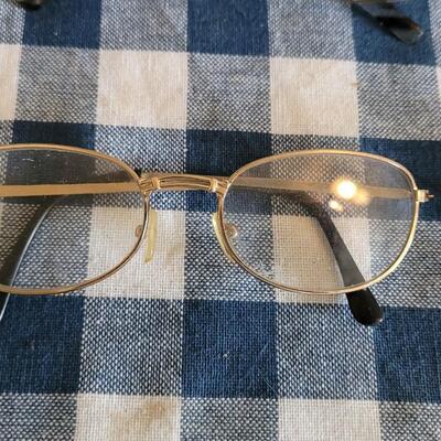 Lot 316: Reader Lot (marked of strengthhas rubbed off of most of them)