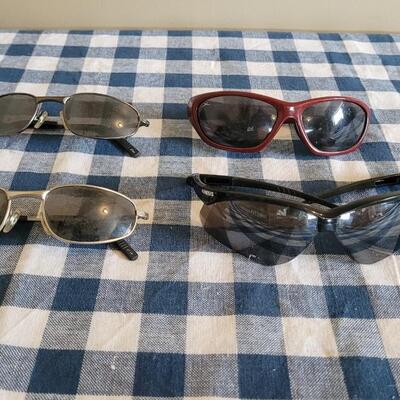 Lot 318: Sunglasses Lot