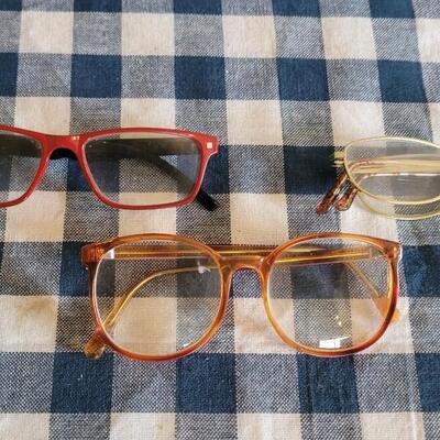 Lot 320: (3) Pairs of Eyeglasses 