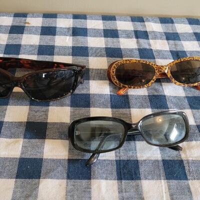 Lot 322: Sunglasses Lot