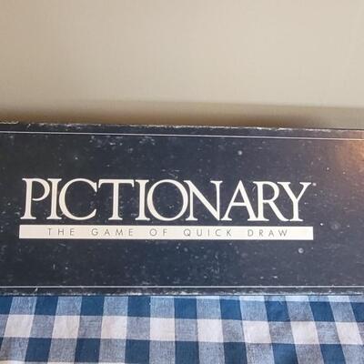 Lot 326: Pictionary Game
