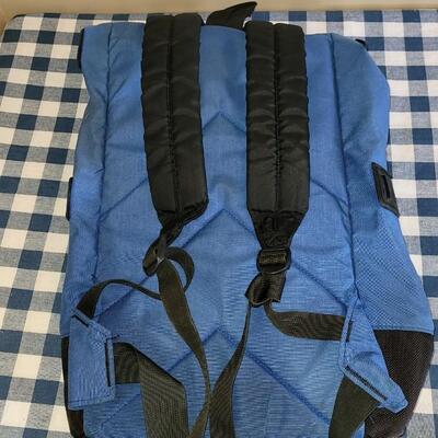 Lot 333: Jando Mountaineering Backpack 
