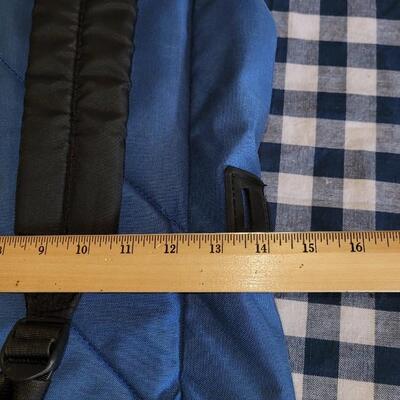 Lot 333: Jando Mountaineering Backpack 