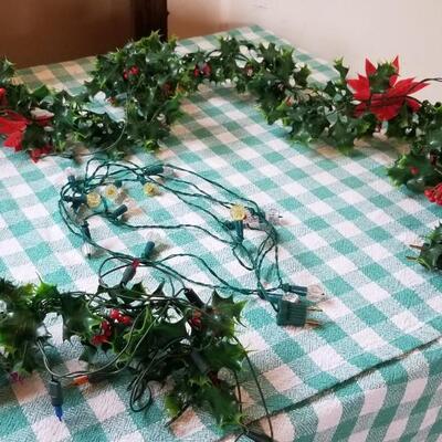 Lot 349: Vintage Poinsettias Lights 