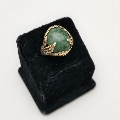 Lot #241  14kt yellow gold & jade ring - sz 7.5