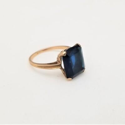 Lot #245  Vintage 10kt gold ring set with deep blue stone, sz 6.5