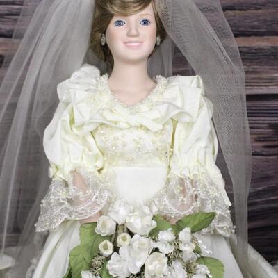 Danbury Mint Princess Diana Bride Doll 1987