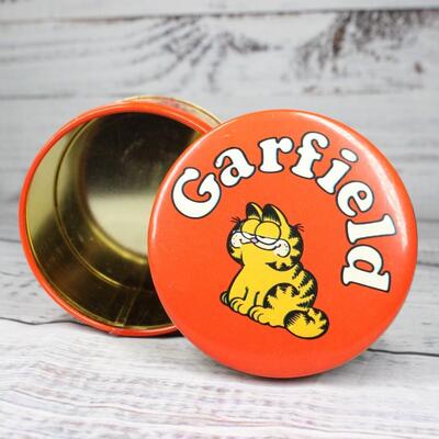 Vintage Garfield Round Tin by Bristol Ware