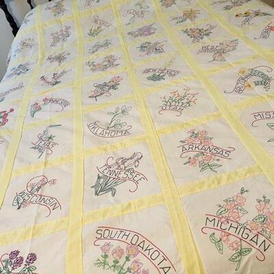 :Lot 8 Handmade Vintage Quilt Top With Embroidered US States Twin Bed Size