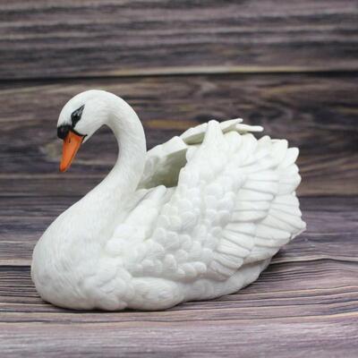 Home Interiors and Gifts Swan Song Figurine