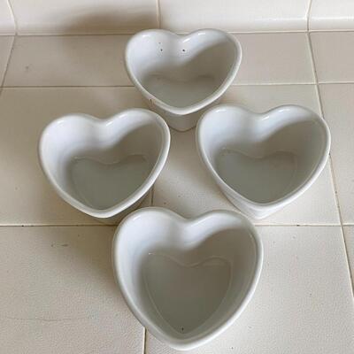 Set of 4 Heart Shaped Ramakin Bowls