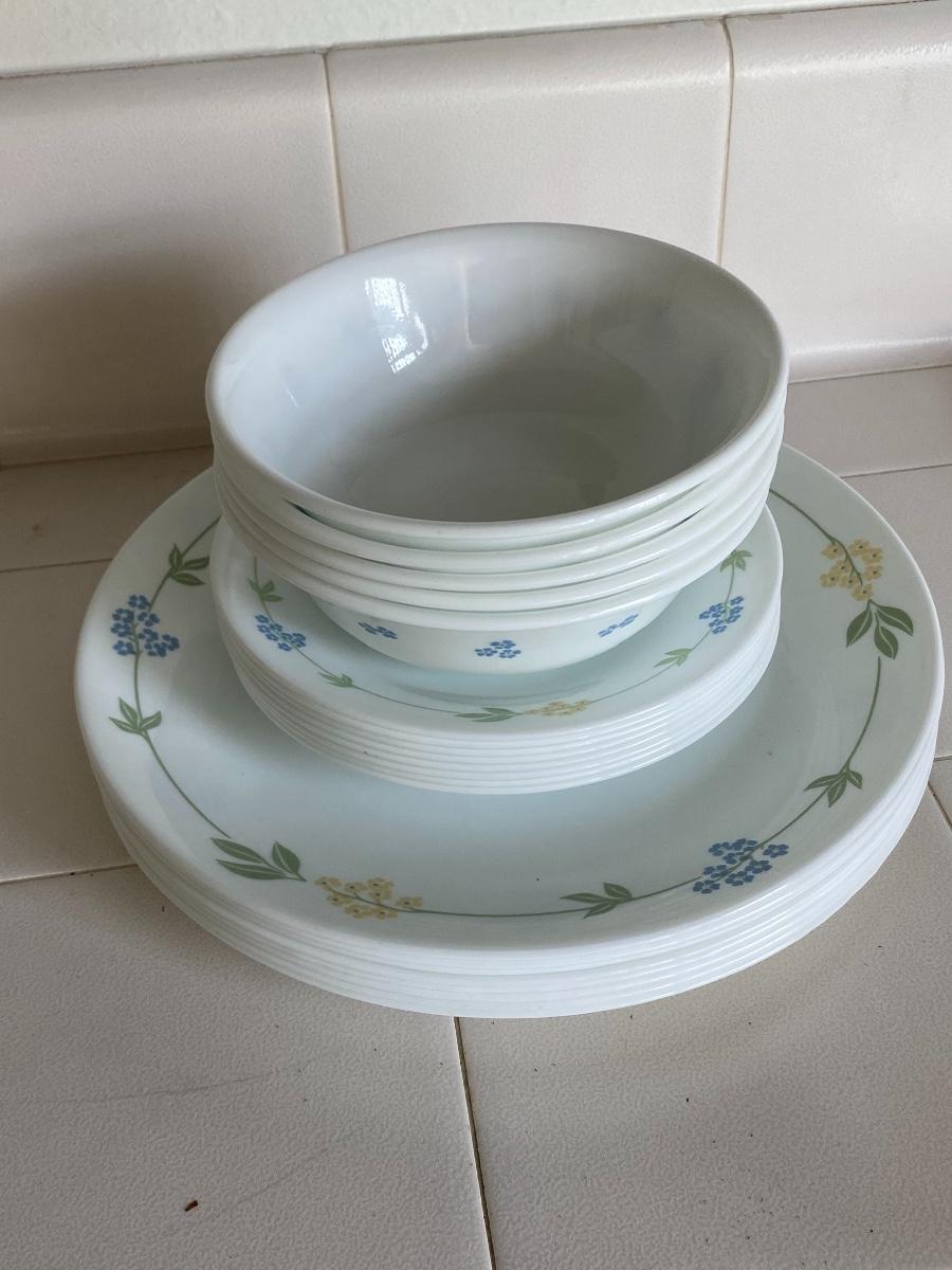 Vintage Yellow Blue Dainty Flower Corelle Dish Set