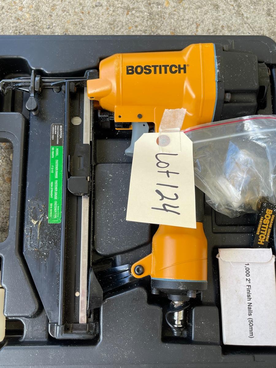 Bostitch Model SB1664FN Pneumatic Finish nailer in Case Lot124