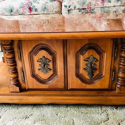 Lot 31 Early American Oval Coffee Table 2 Door Storage