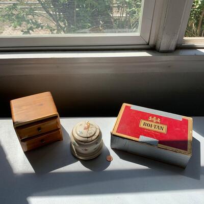 #159 Mini Dresser, Music Box & Cigar Box