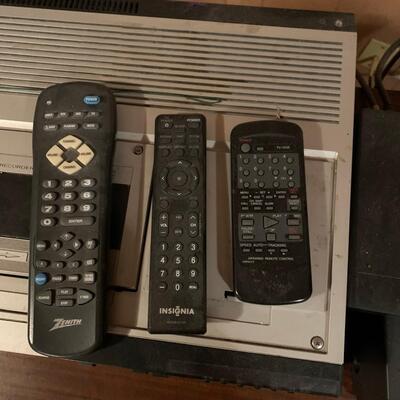 #276 Old School TV, VHS Recorder & Tape Player