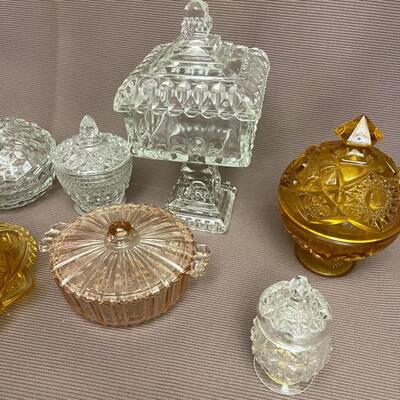 Lot 34 Collection 7 Vintage Glass Covered Candy Dishes Clear Amber