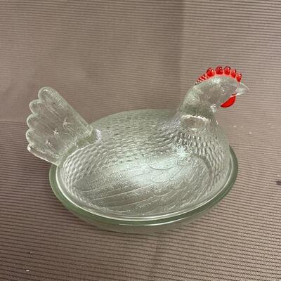 Lot 45 Group 3 Chicken on a Nest Covered Candy Dishes 1 Clear 2 Milk