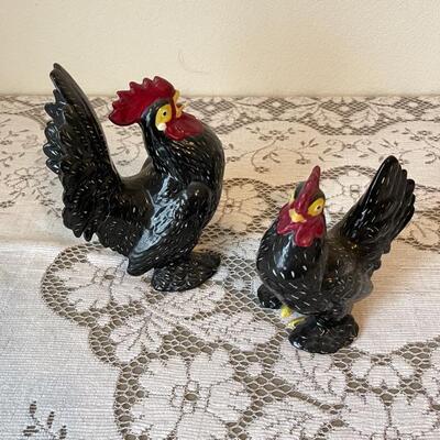 Lot 46 Vintage Pair 2 Black Ceramic Rooster Figurines