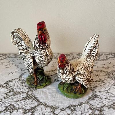 Lot 47 Pair 2 White Rooster & Hen Figurines Plaster 10" tall 