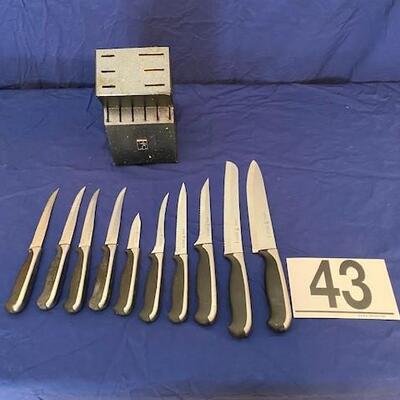 LOT#43L2: Ten-Piece Henckels Knife Set