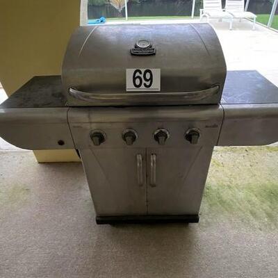 LOT#69P: Charbroil Commercial Series LP Grill