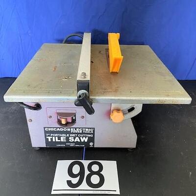 LOT#98G: Chicago Electric 7-Inch Wet Tile Saw