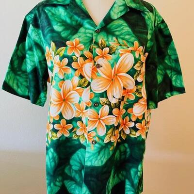 Lot 69  Vintage Hawaiian Shirt Green Tiki
