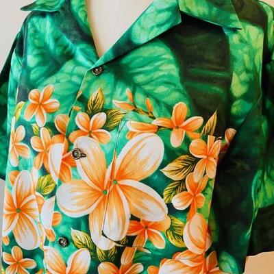 Lot 69  Vintage Hawaiian Shirt Green Tiki