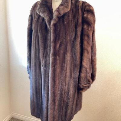 Lot 70 MS Oscar de la Renta Ranch Mink Coat