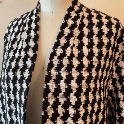Lot 73 Houndstooth Jacket Black White