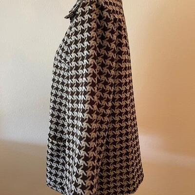 Lot 75  Houndstooth Jacket Black White Buttons