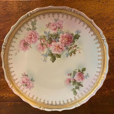 Beautiful antique hand painted cabinet plate