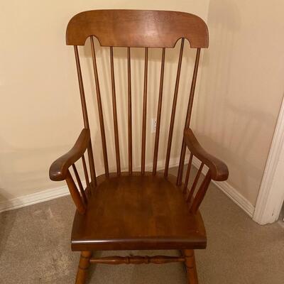 Vintage maple arm rocking chair