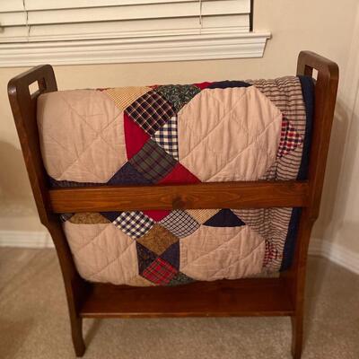 Vintage wooden quilt rack â€œBâ€
