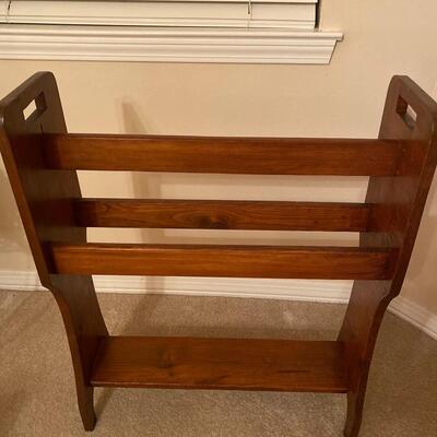 Vintage wooden quilt rack â€œBâ€
