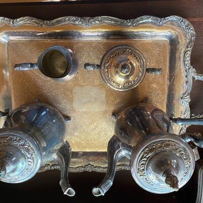 Vintage Wm. Rogers Silverplate Tea/Coffee service