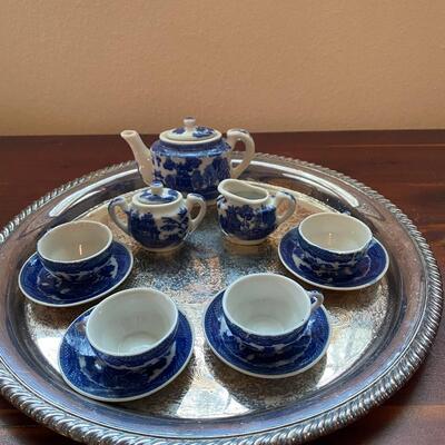 Vintage Blue Willow Childâ€™s China Tea Set